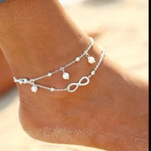 Jewelry - Infinity with pearls anklet